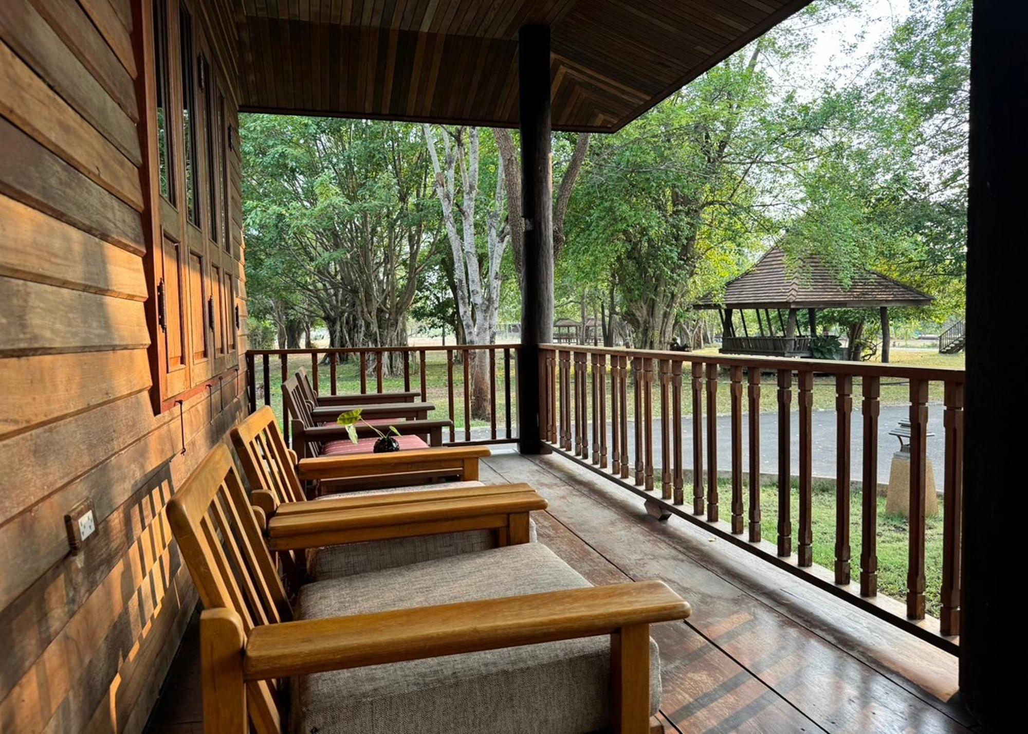 Karina Resort Chiang Mai Exterior foto