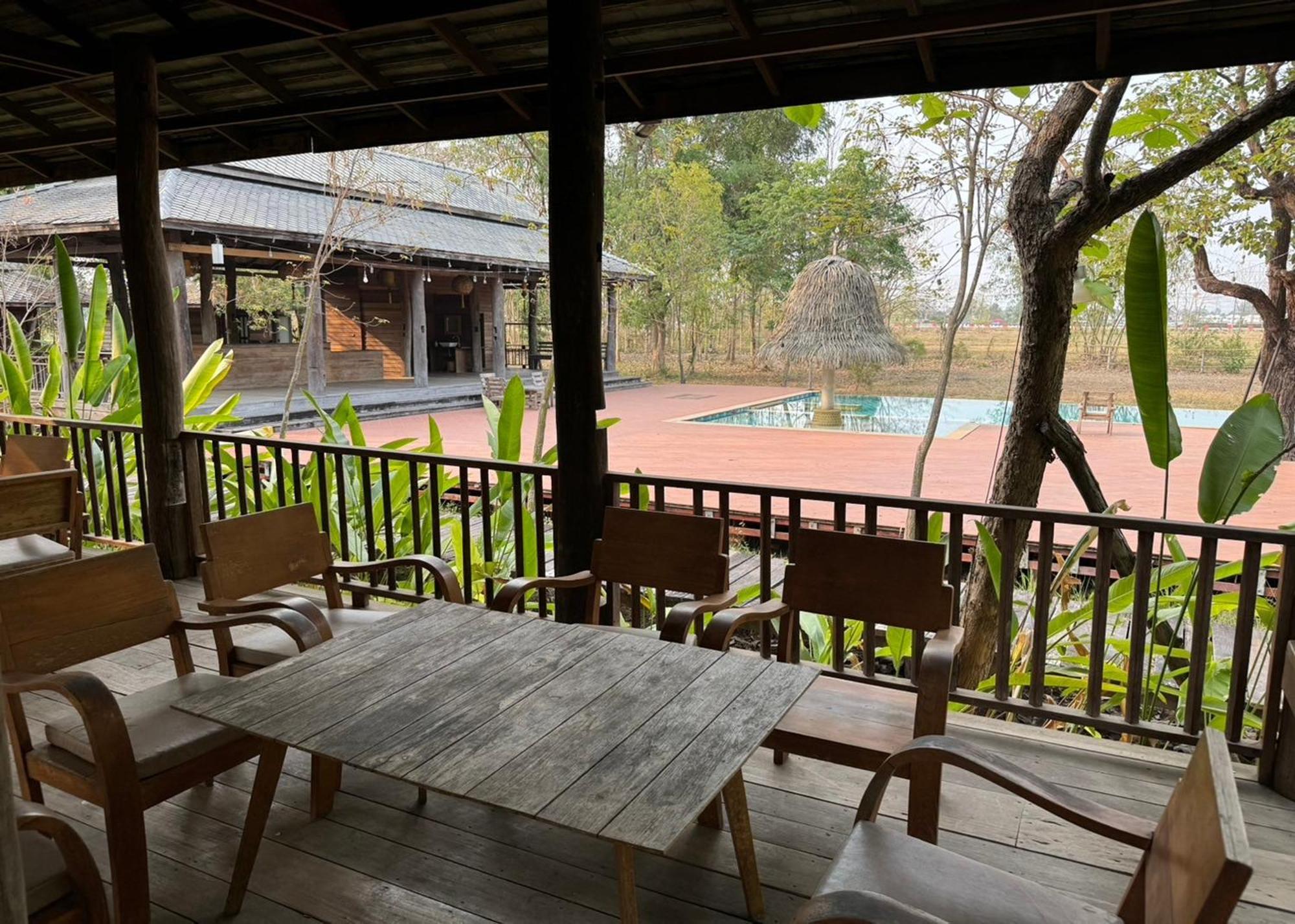 Karina Resort Chiang Mai Exterior foto